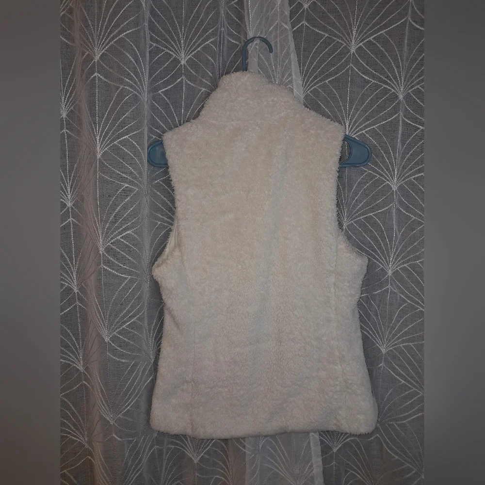 Patagonia brand Women's size medium fleece vest jacket - Picture 2 of 8